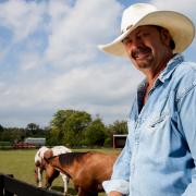 Richard Lynch Delivers a Soulful Rendition of Kris Kristofferson Classic 'Why Me Lord'