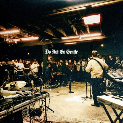 Noah Paul Harrison - Do Not Go Gentle (Live)