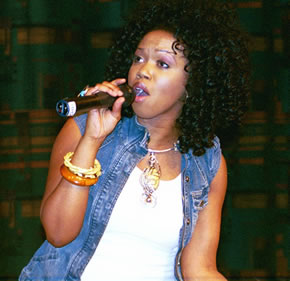 Lisa McClendon to Tour UK in March/April