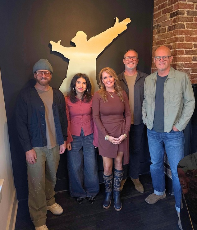 Gotee Records Signs New Artist Leslie Perez